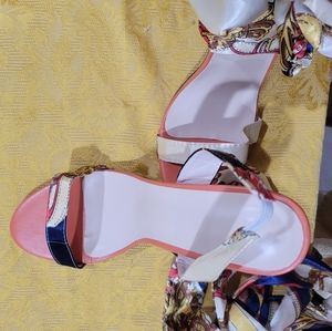 Sandal gladiator orange brand chic me size11